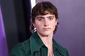 benson boone without his mustache